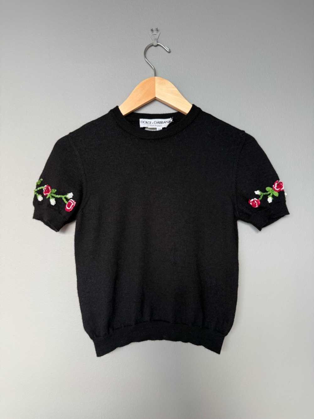Dolce & Gabbana Black Crewneck Short-Sleeve Sweater with Red Floral Embroidery